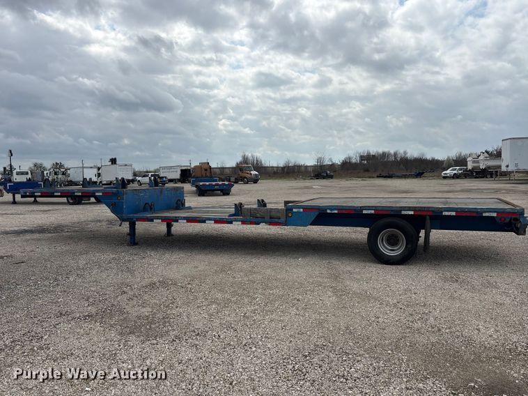 image for item EU0335 2005 Falcon Utility L-MF35 double drop deck trailer