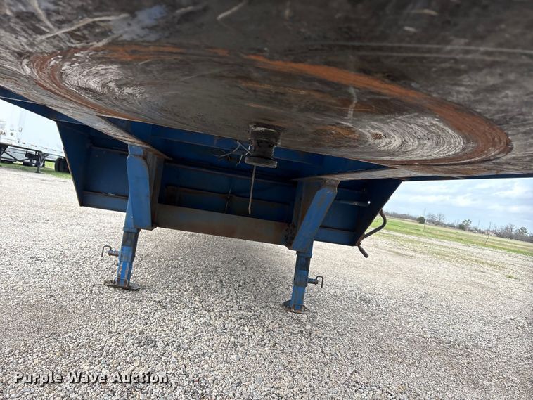 image for item EU0335 2005 Falcon Utility L-MF35 double drop deck trailer