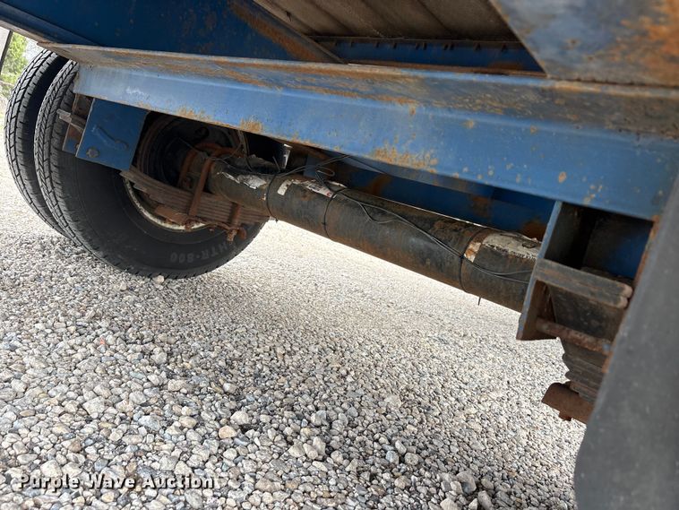 image for item EU0335 2005 Falcon Utility L-MF35 double drop deck trailer