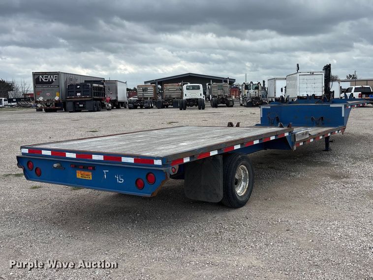 image for item EU0337 2005 Falcon Utility L-MF35 double drop deck trailer