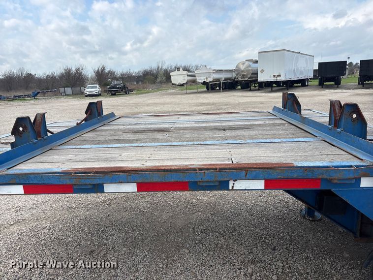 image for item EU0337 2005 Falcon Utility L-MF35 double drop deck trailer