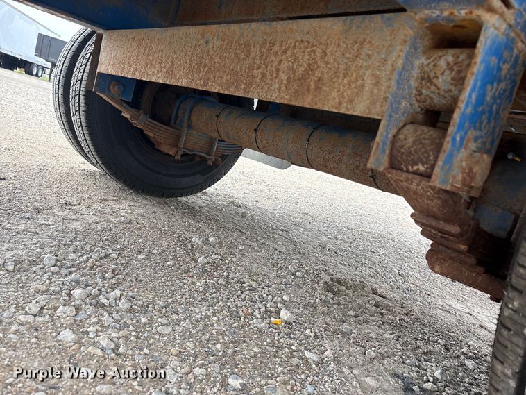 image for item EU0337 2005 Falcon Utility L-MF35 double drop deck trailer