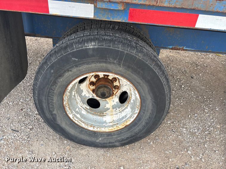 image for item EU0337 2005 Falcon Utility L-MF35 double drop deck trailer