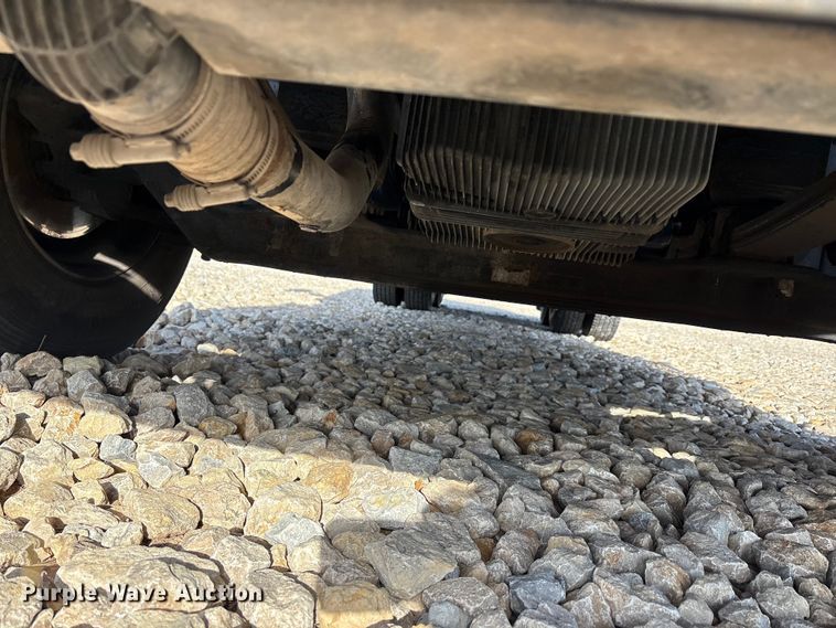 image for item EU0368 2023 Kenworth T680 semi truck