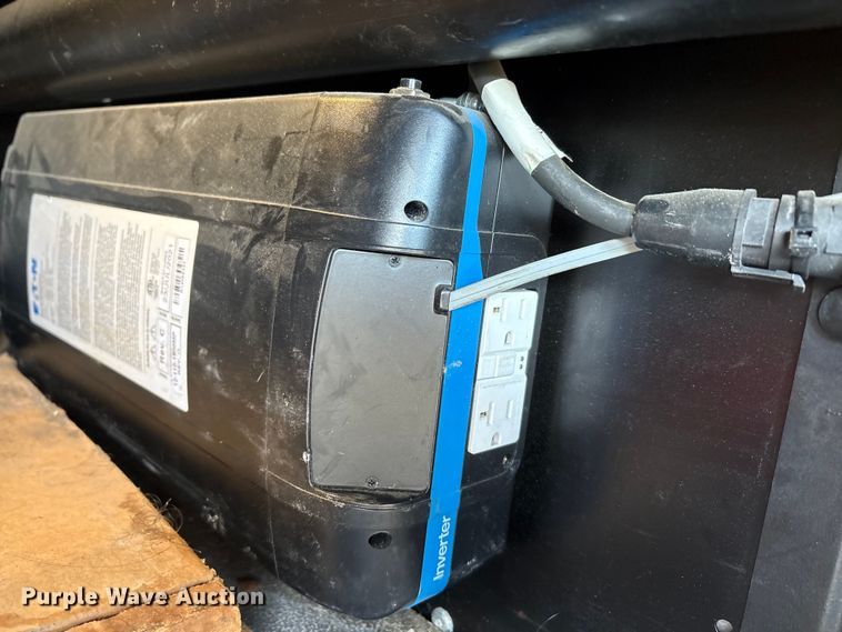 image for item EU0368 2023 Kenworth T680 semi truck