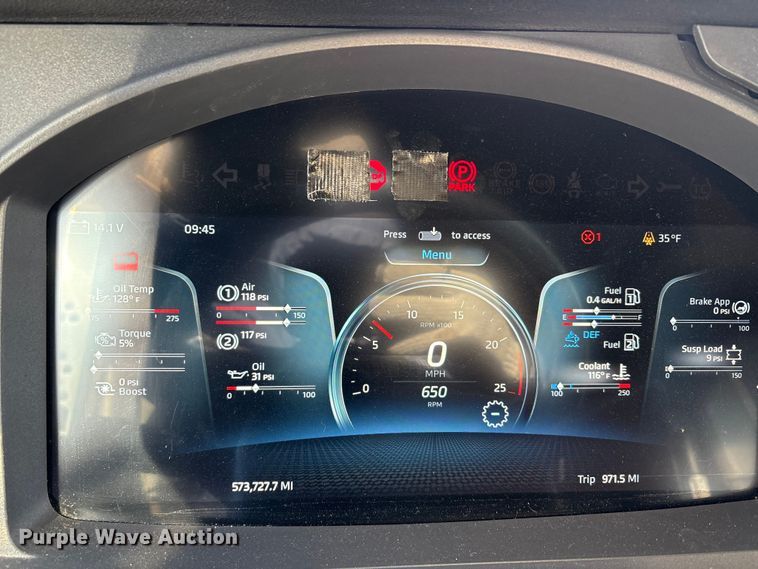 image for item EU0368 2023 Kenworth T680 semi truck