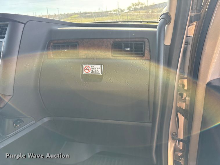 image for item EU0368 2023 Kenworth T680 semi truck