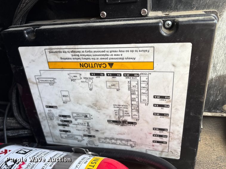 image for item EU0369 2007 Peterbilt 379 semi truck