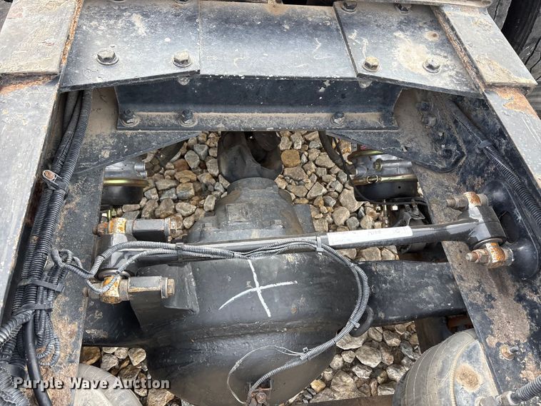 image for item EU0369 2007 Peterbilt 379 semi truck