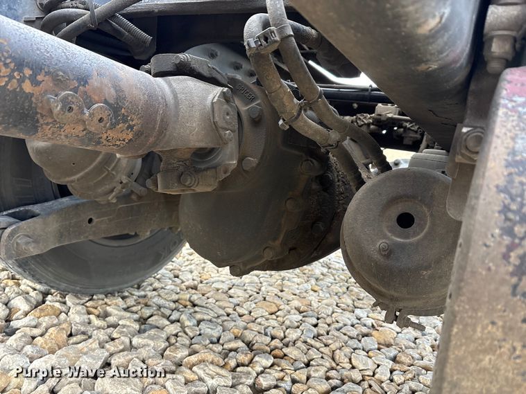 image for item EU0369 2007 Peterbilt 379 semi truck