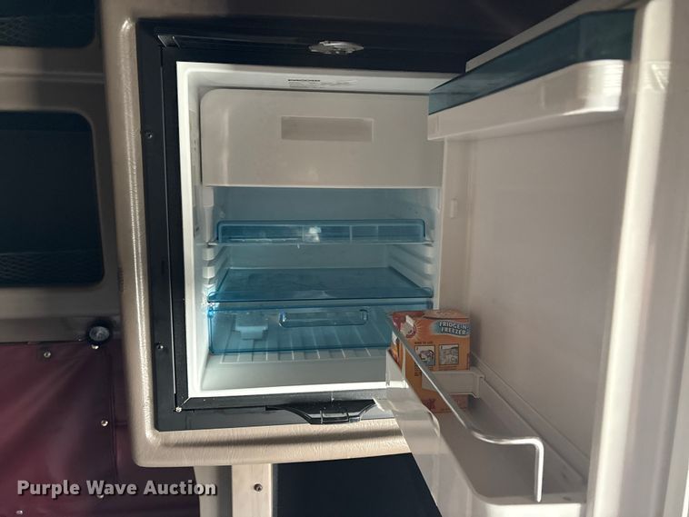 image for item EU0369 2007 Peterbilt 379 semi truck