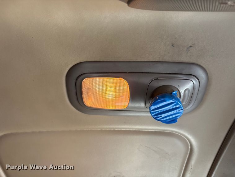 image for item EU0369 2007 Peterbilt 379 semi truck