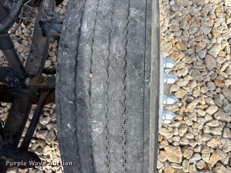 image for item EU0369 2007 Peterbilt 379 semi truck