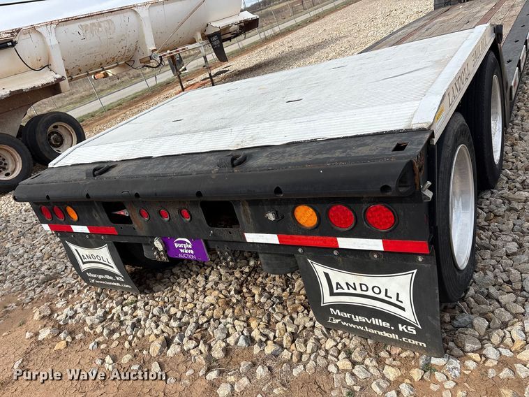 image for item EU0370 2008 Landoll Corporation double drop deck equipment trailer
