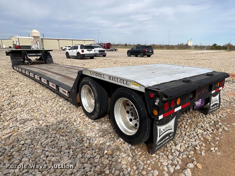 image for item EU0370 2008 Landoll Corporation double drop deck equipment trailer