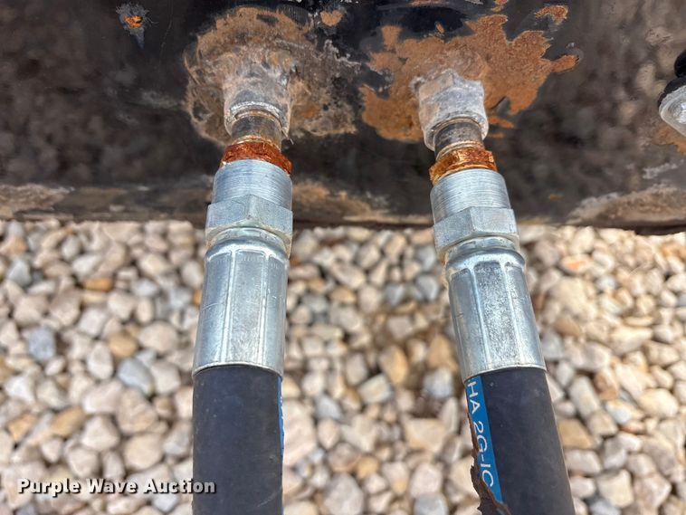 image for item EU0370 2008 Landoll Corporation double drop deck equipment trailer