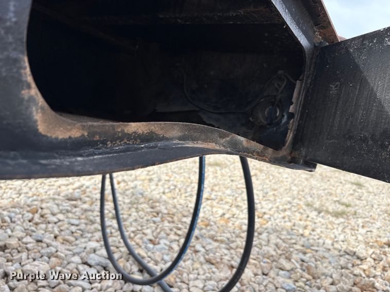 image for item EU0370 2008 Landoll Corporation double drop deck equipment trailer