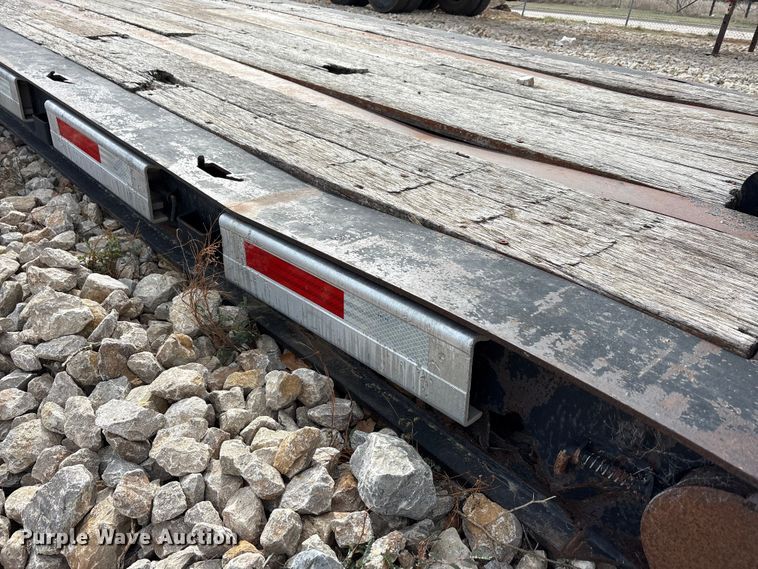 image for item EU0370 2008 Landoll Corporation double drop deck equipment trailer