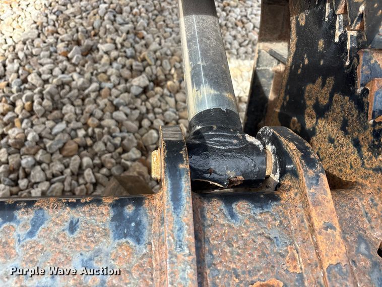 image for item EU0370 2008 Landoll Corporation double drop deck equipment trailer