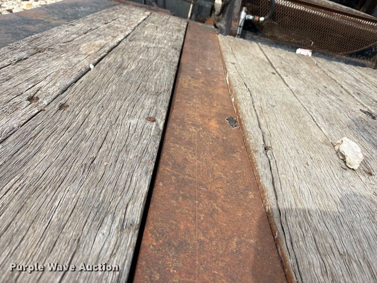 image for item EU0370 2008 Landoll Corporation double drop deck equipment trailer