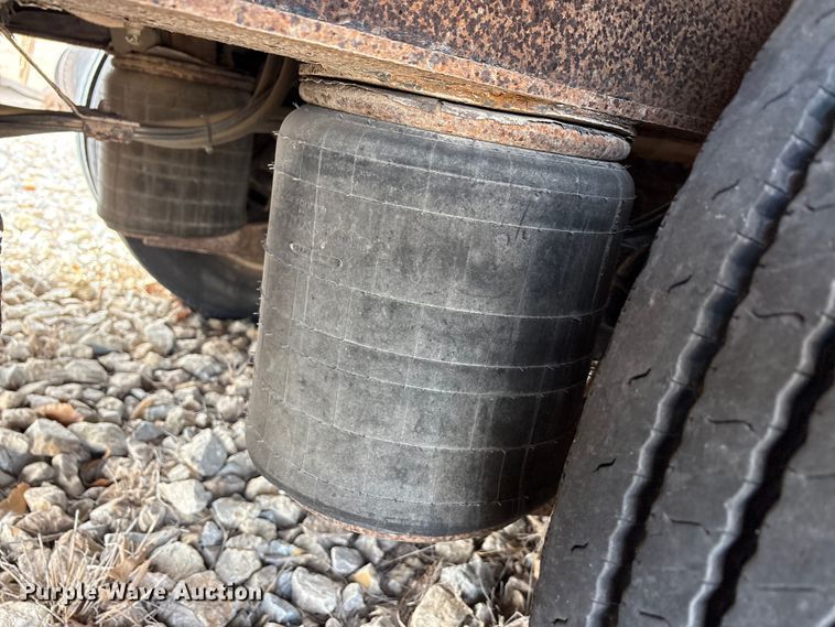 image for item EU0370 2008 Landoll Corporation double drop deck equipment trailer