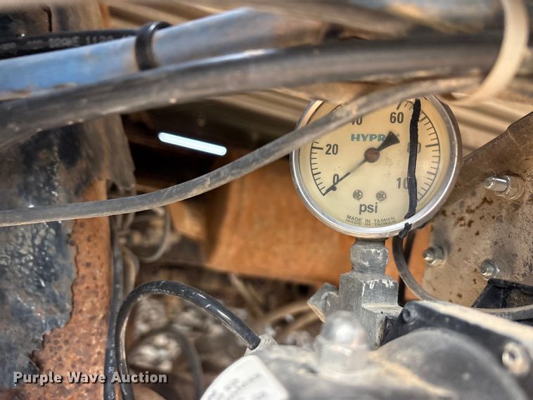 image for item EU0370 2008 Landoll Corporation double drop deck equipment trailer