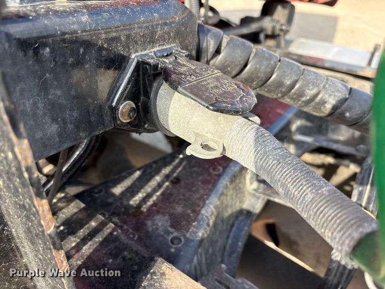 image for item EU0452 2020 Kenworth T680 semi truck