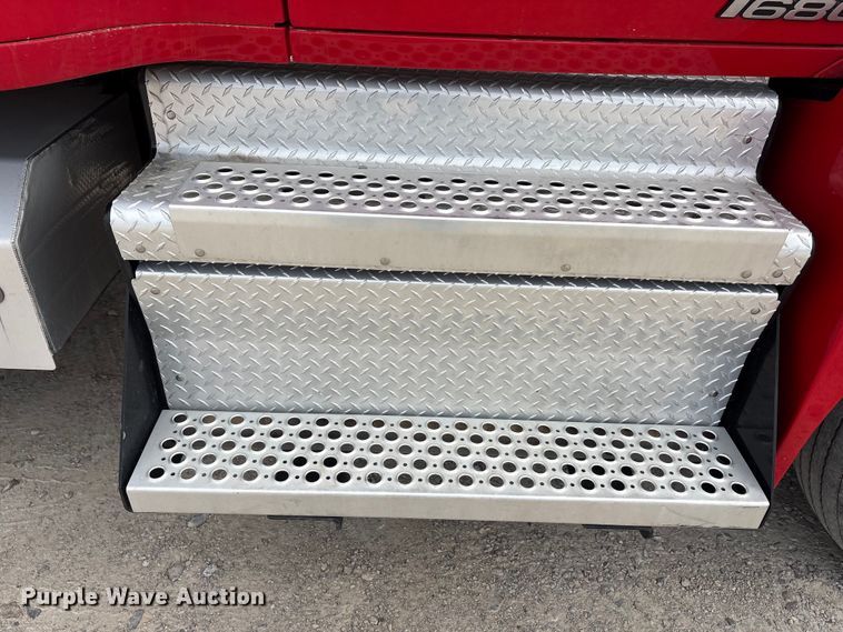 image for item EU0453 2020 Kenworth T680 semi truck