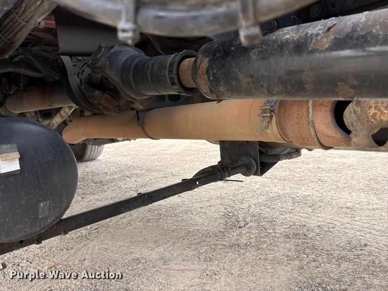 image for item EU0453 2020 Kenworth T680 semi truck