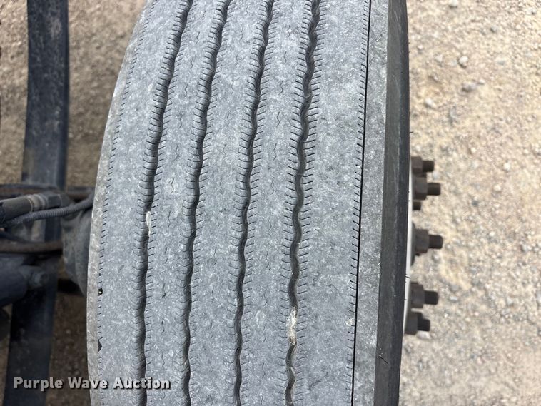 image for item EU0454 2020 Kenworth T680 semi truck