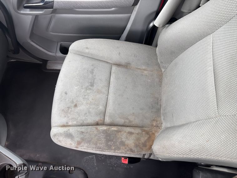 image for item EU0455 2018 Kenworth T680 semi truck