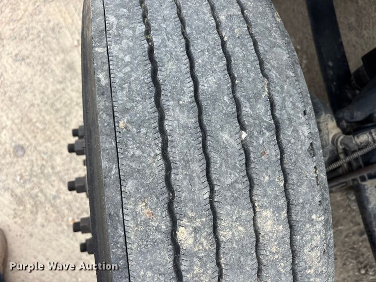 image for item EU0455 2018 Kenworth T680 semi truck