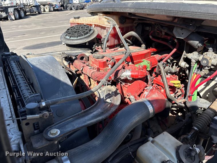 image for item EU8630 2014 Freightliner Business Class M2 truck cab and chassis