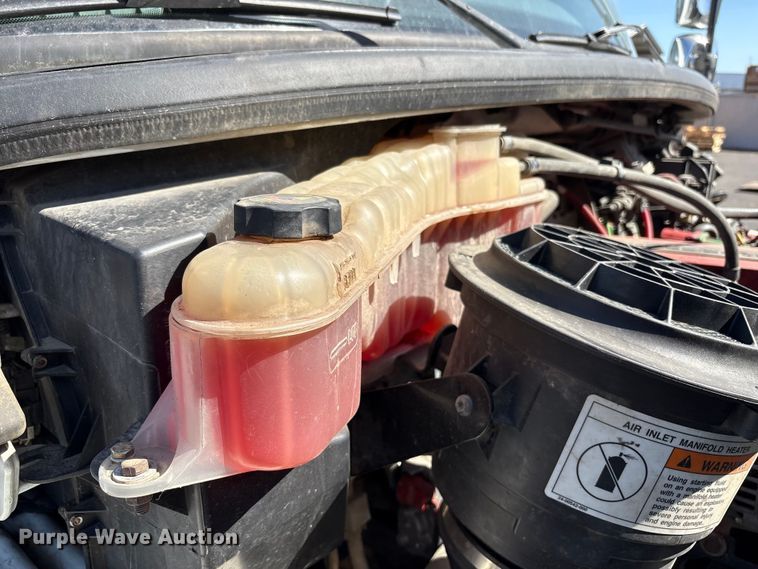 image for item EU8630 2014 Freightliner Business Class M2 truck cab and chassis