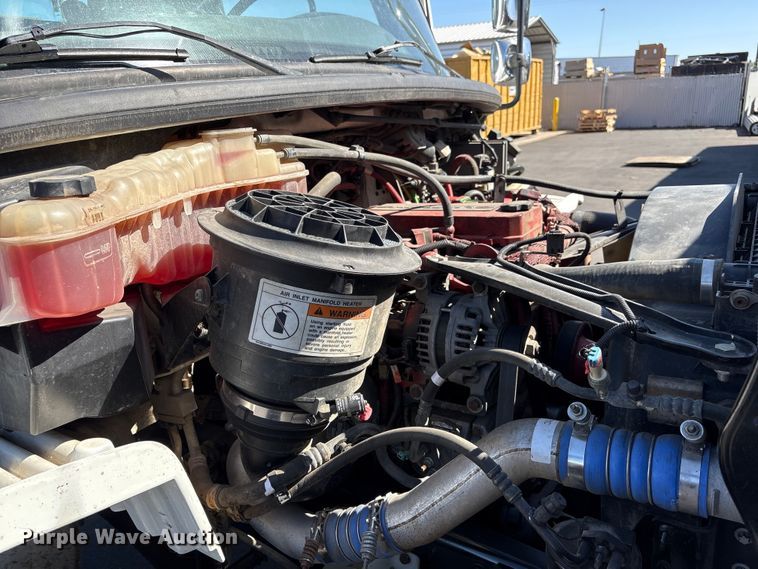 image for item EU8630 2014 Freightliner Business Class M2 truck cab and chassis