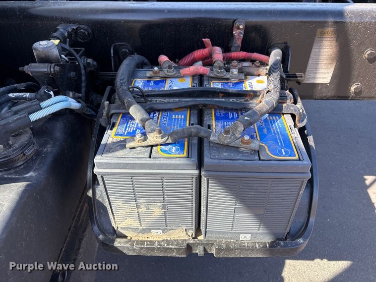 image for item EU8630 2014 Freightliner Business Class M2 truck cab and chassis