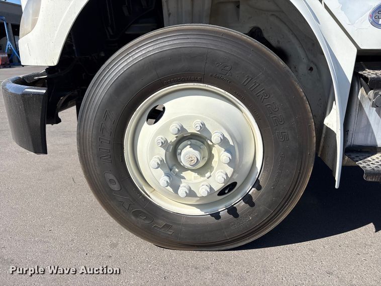 image for item EU8630 2014 Freightliner Business Class M2 truck cab and chassis