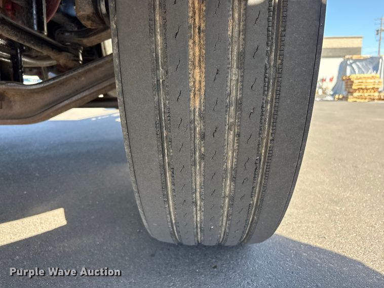 image for item EU8630 2014 Freightliner Business Class M2 truck cab and chassis