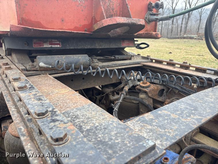 image for item EV2787 1990 Peterbilt 378 semi truck