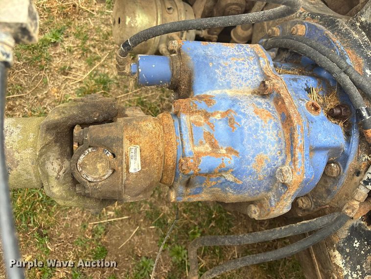 image for item EV2787 1990 Peterbilt 378 semi truck