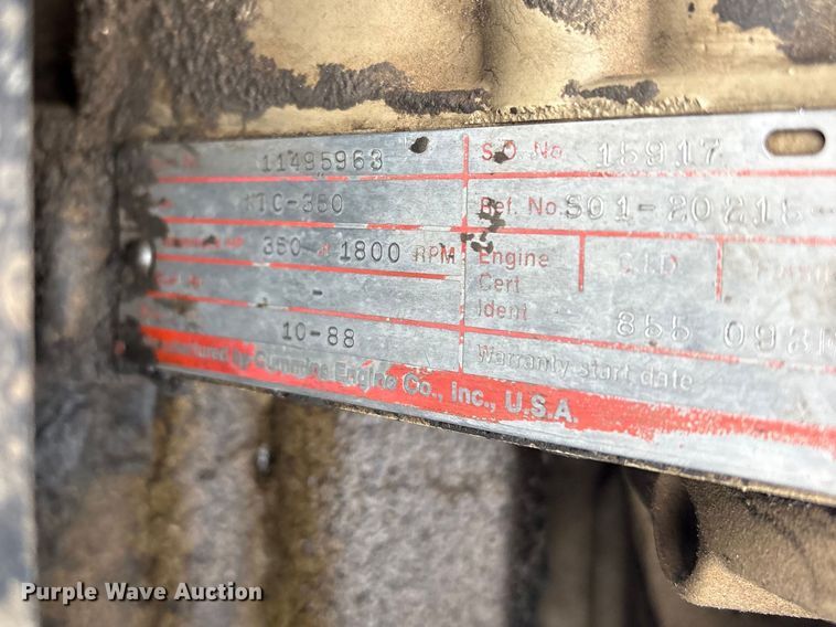 image for item EV2787 1990 Peterbilt 378 semi truck