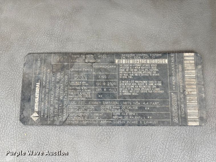 image for item EV2897 1998 International 4700 box truck