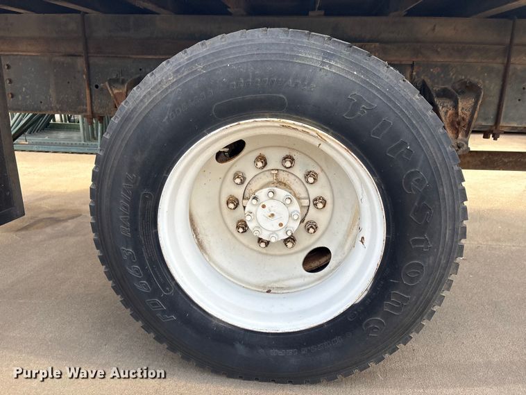 image for item EV2897 1998 International 4700 box truck