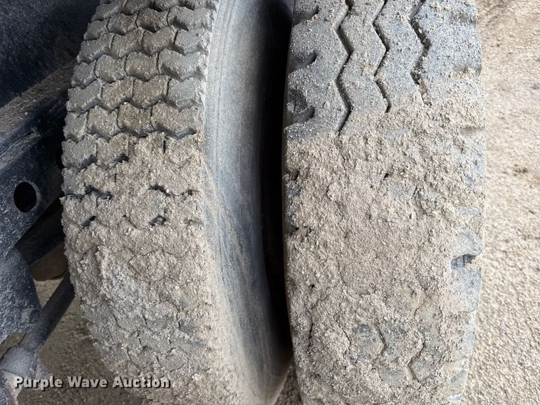 image for item EV7660 1974 Transcraft refuse trailer