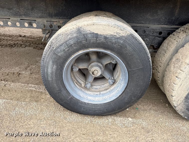 image for item EV7660 1974 Transcraft refuse trailer