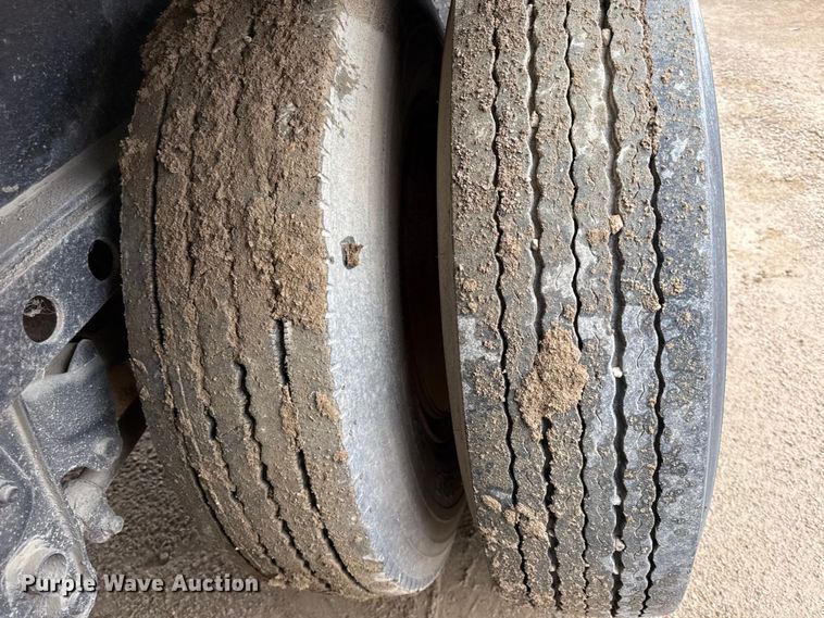 image for item EV7661 1974 Transcraft refuse trailer