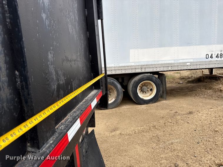 image for item EV7661 1974 Transcraft refuse trailer