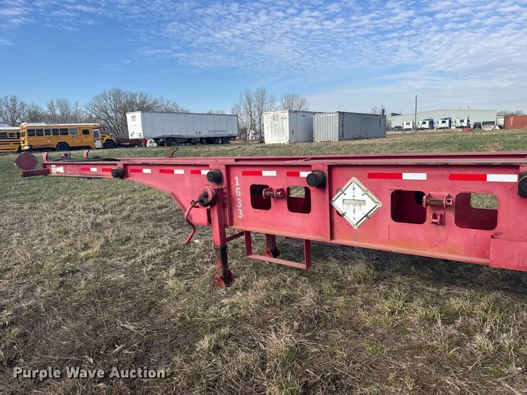 image for item FB0957 1995 PMF roll-off container trailer