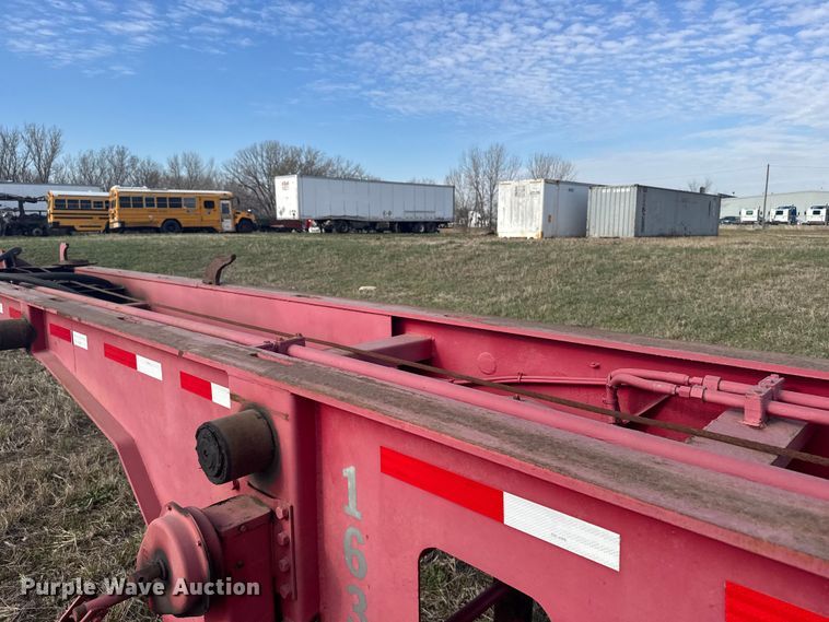 image for item FB0957 1995 PMF roll-off container trailer