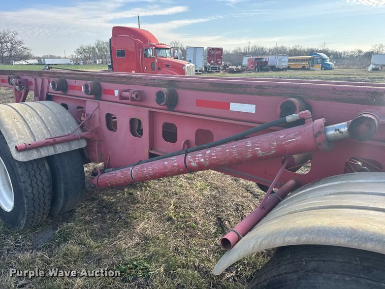 image for item FB0957 1995 PMF roll-off container trailer